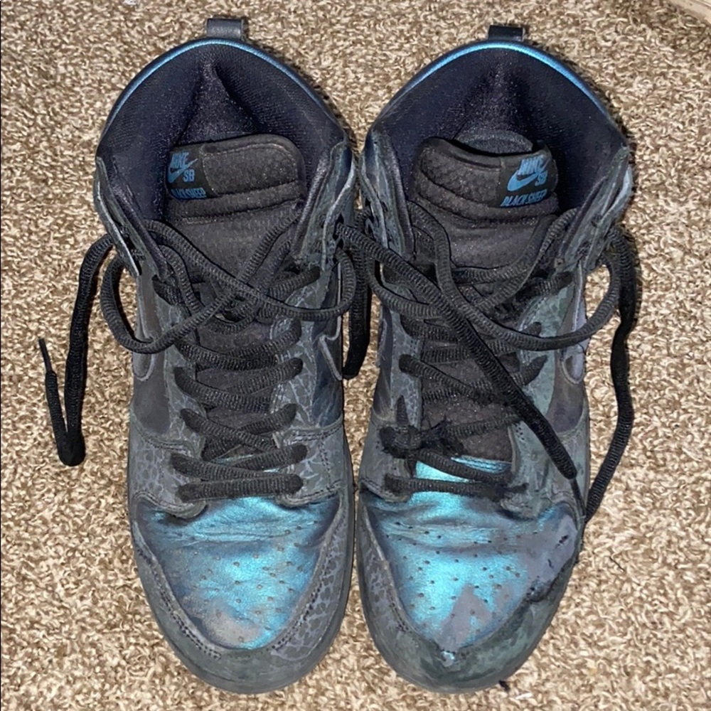 Nike SB Dunk High Black Sheep Hornet